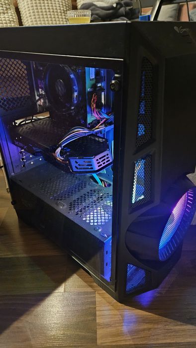 Komputer stacjonarny