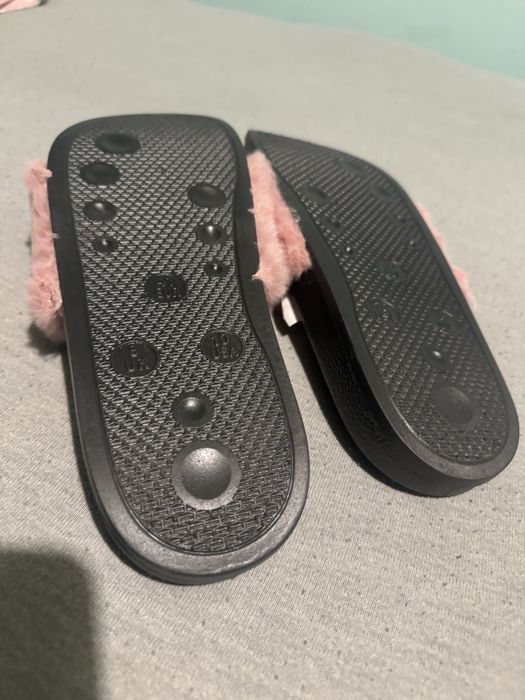 Kapcie   Damskie r.41