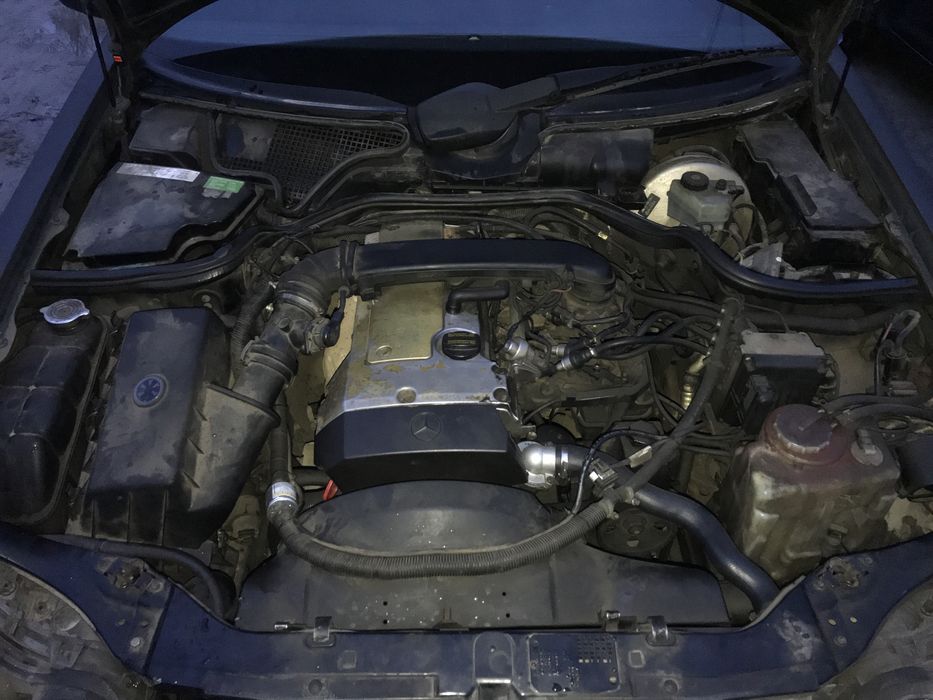 Продаю Мерседес Е200