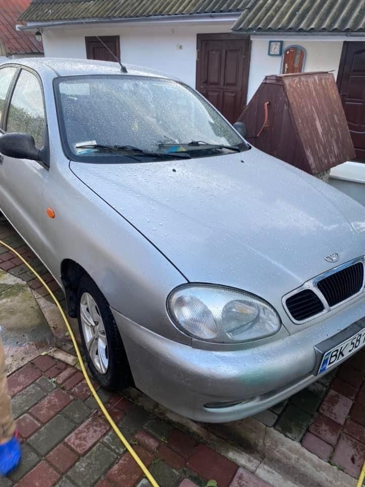 Lanos Daewoo машина