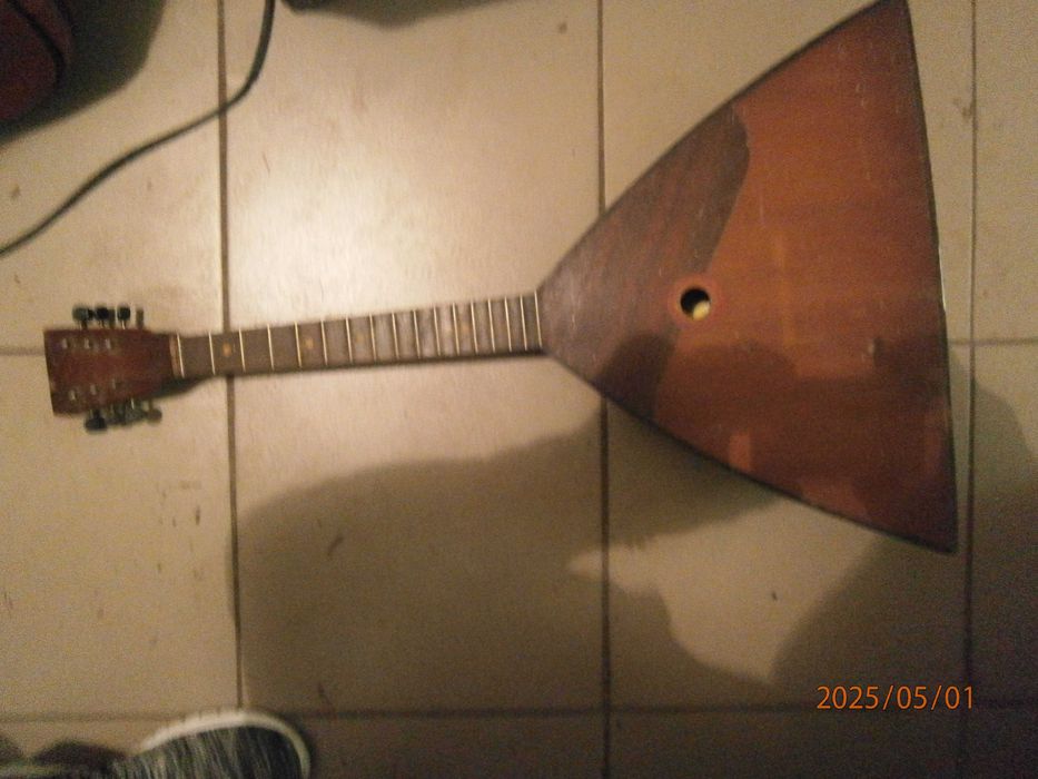 электрическая  гитара