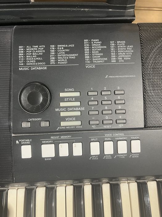 keyboard  ymaha PSR E423