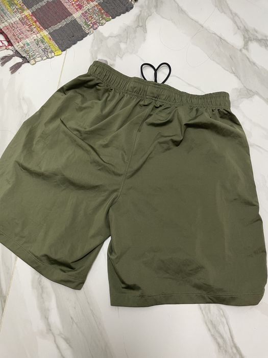 Чоловічі шорти Under armour  Бу
