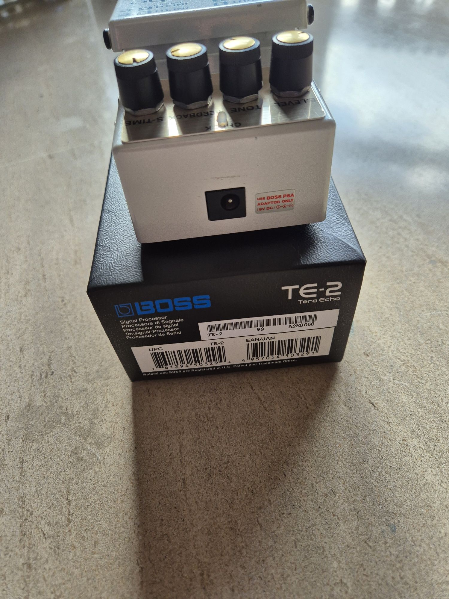 Boss Tera Echo TE-2