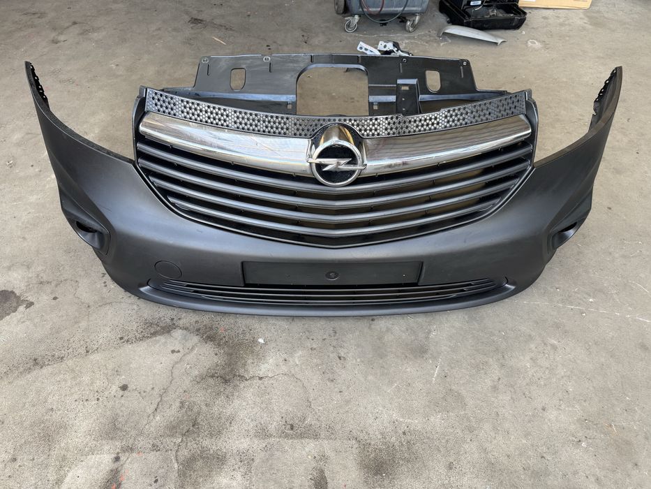 Zderzak atrapa grill kpl Opel Vivaro B chrom kratki przód części