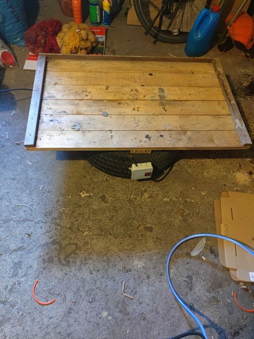 Stół wibracyjny + Ponad 100 form do płytek betonowych. Własna firma!