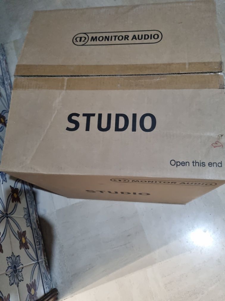Monitor audio studio . Novo.   Upgrade no Crossover  mundorf