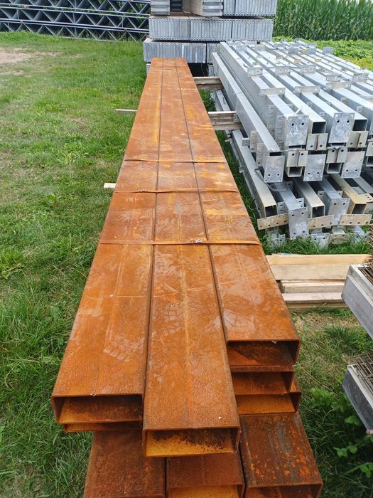 Profil zamknięty 200x100x4.0mm hala wiata konstrukcja słup stal 6-7m