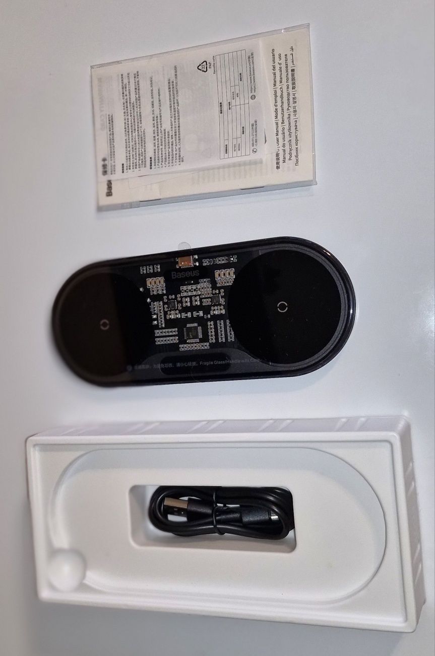 Бездротовий зарядний пристрій Baseus Digital LED Display 2-in-1
