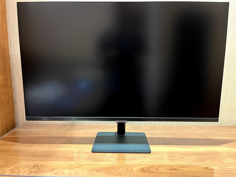 Монитор Samsung 32" Smart M7 S32BM702UI 4K UltraHD Smart TV