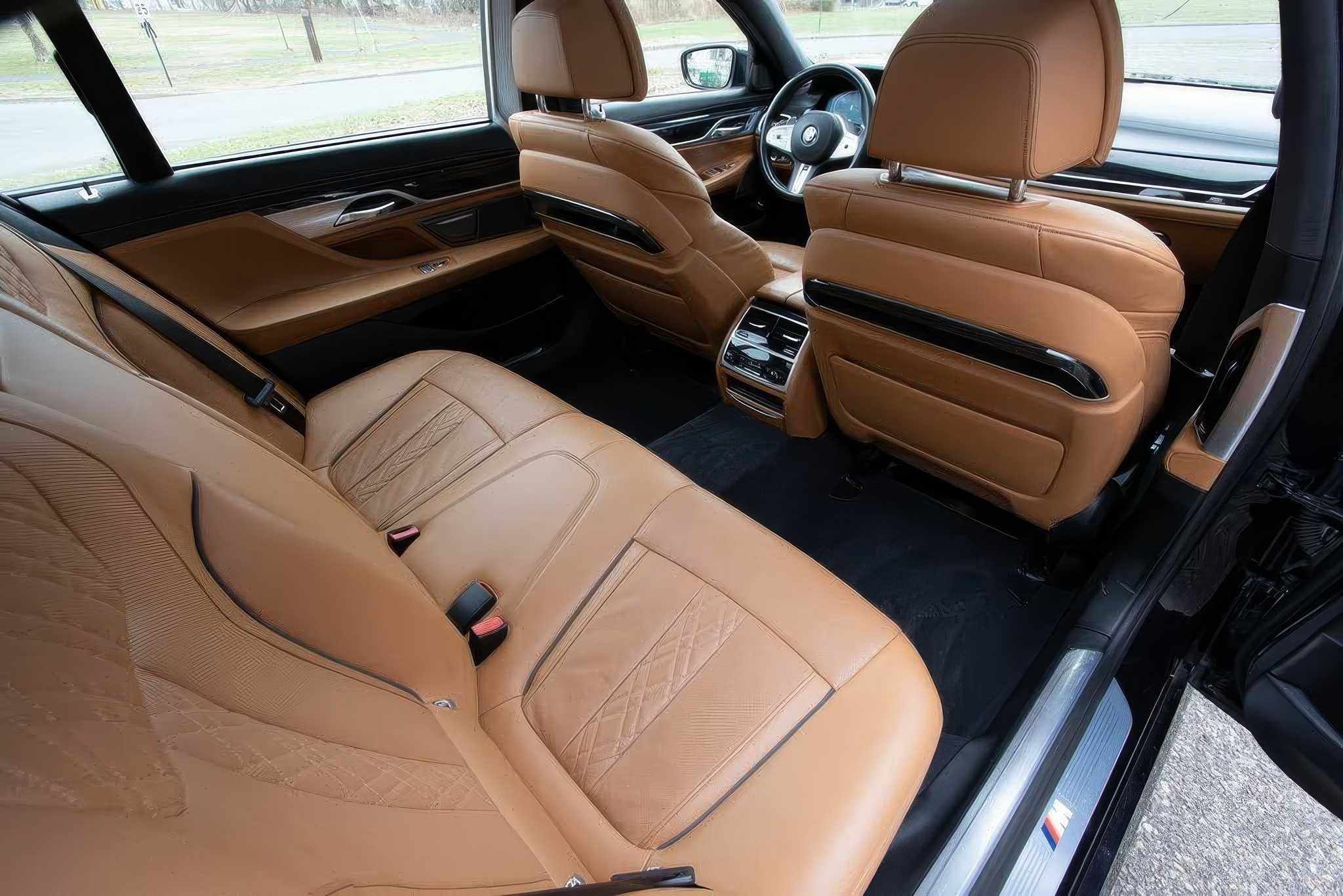 2021 BMW 750i xDrive