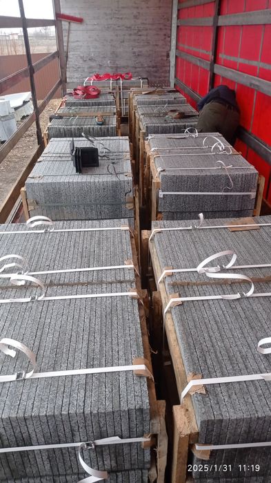 Гранітна плитка Покостівка 600*300*20, плитка граніт від виробника