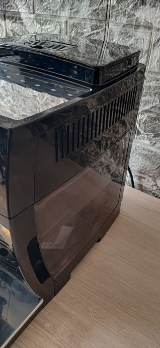 Кавомашина/кавоварка Delonghi Cappuccino, ecam 23.460