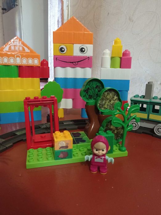 Дитяча залізниця, конструктор