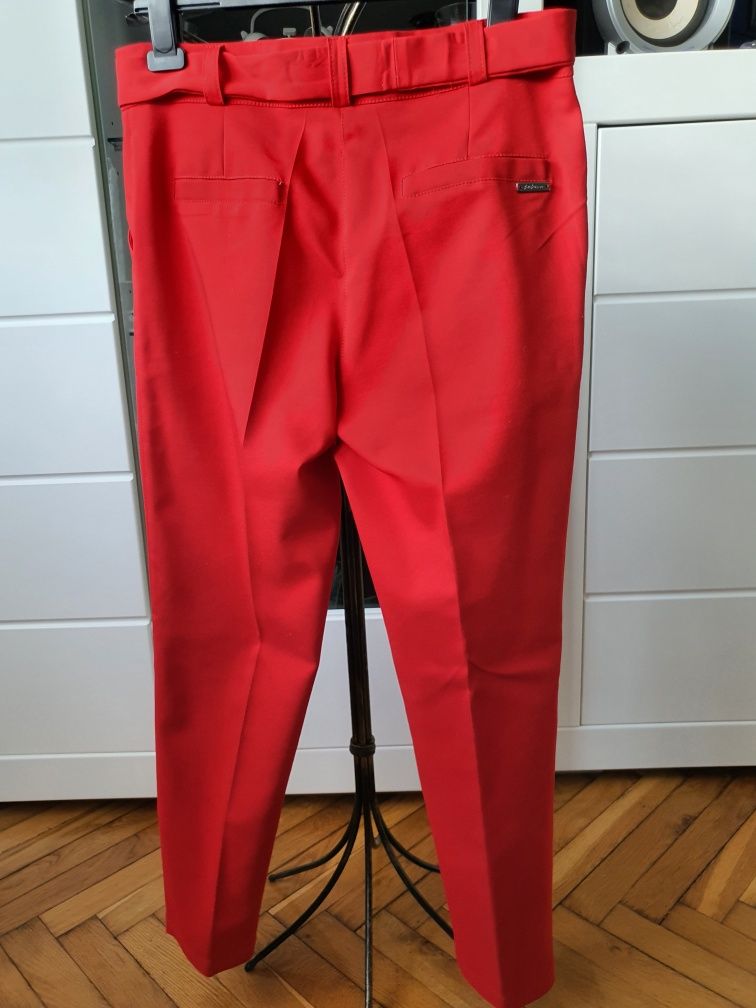 Eleganckie spodnie cygaretki 7/8 rozm M