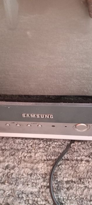 Телевізор  невеликий