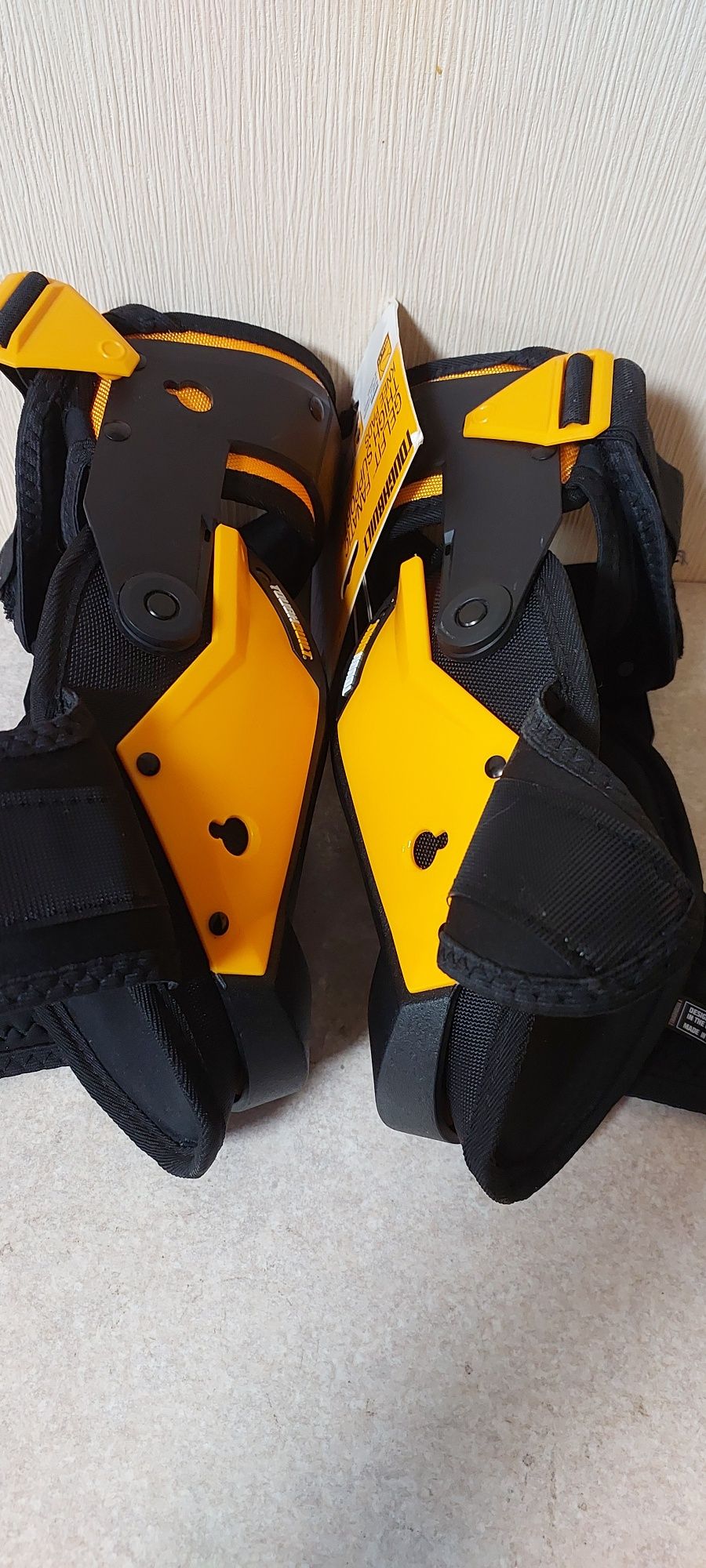 ToughBuilt наколенники