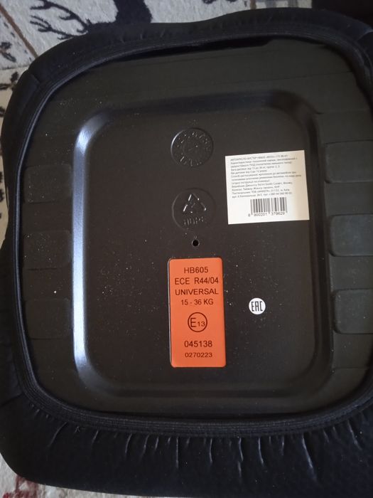 Автокресло(сидушка) для ребенка от 7 лет..От 25 до 36 кг. До 125  см.