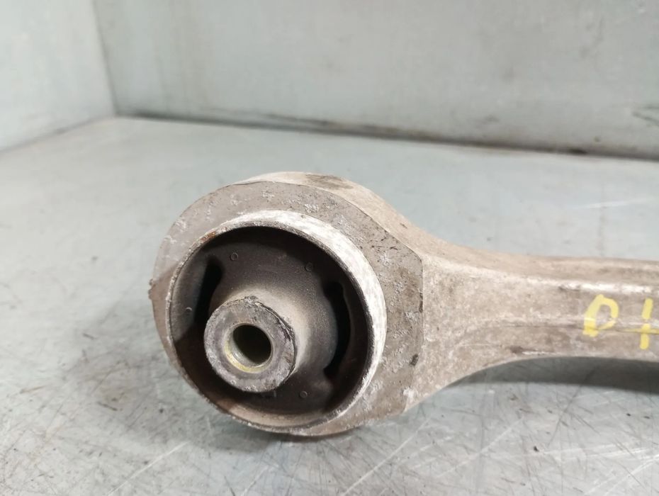 Braço de suspensão frente direito AUDI A6 Avant (4F5, C6)