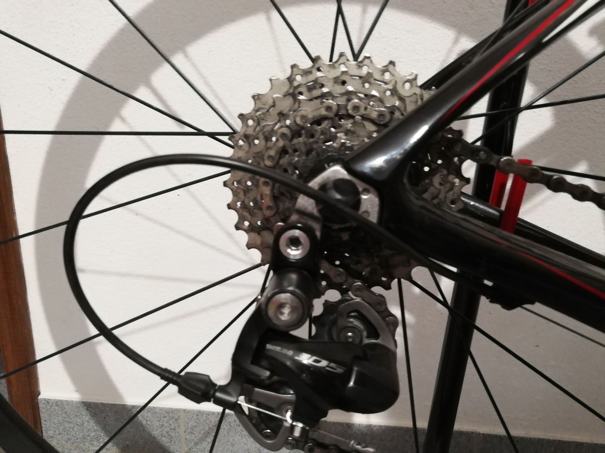 BH Prisma Carbono