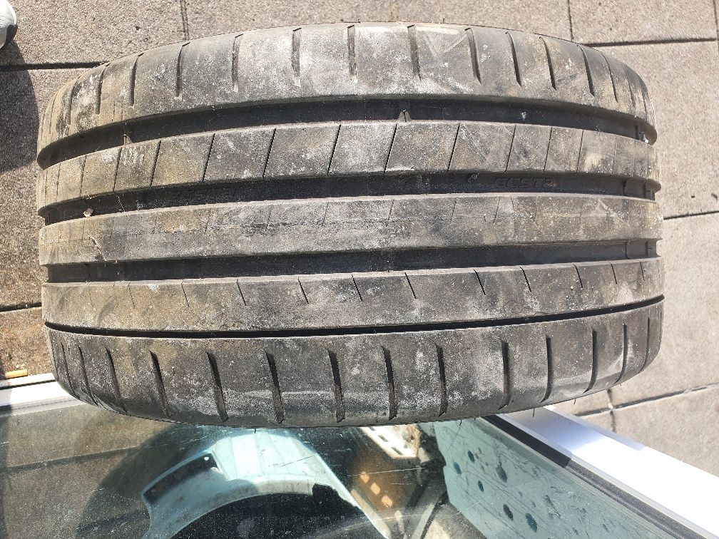 PNEU KUMHO 255-30 ZR19