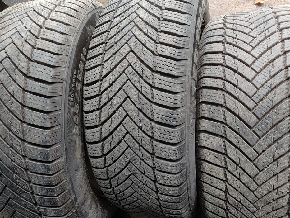 Opony zimowe 205 55R16