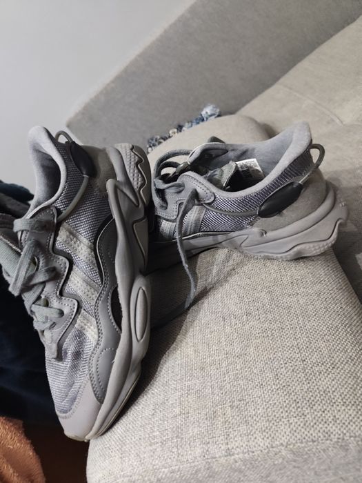 Sneakersy Adidas Ozweego