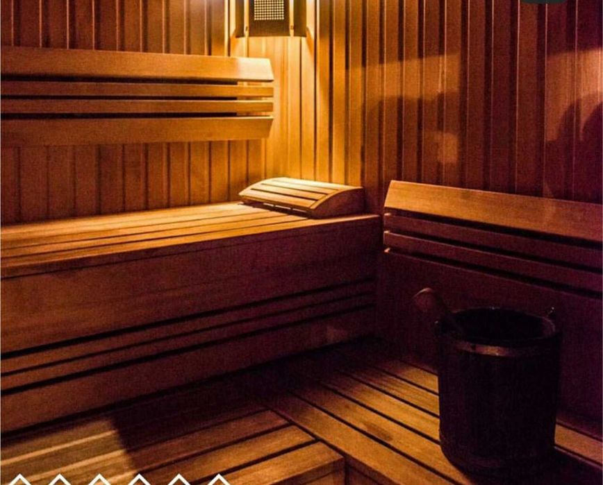 Подобова Аренда !Будинку VIP класа!22спальних місця з теплим  басейном