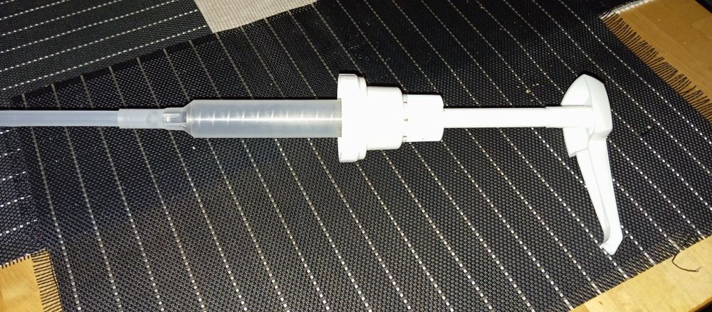 Bomba doseadora para garrafões 5lts