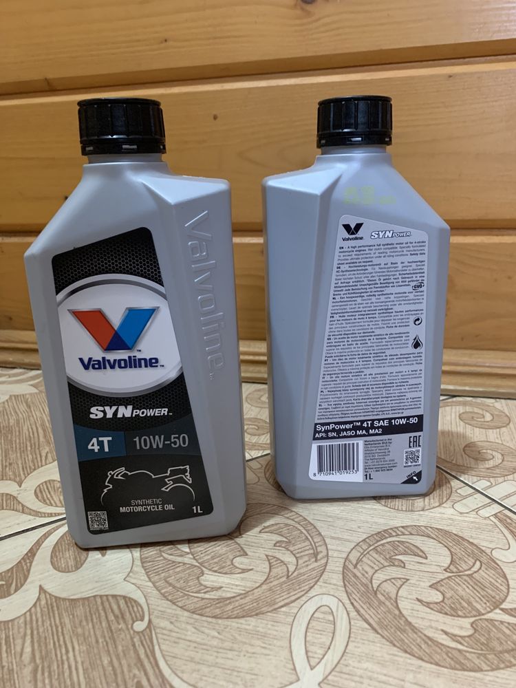 Масло Valvoline. 4T 10w-50.