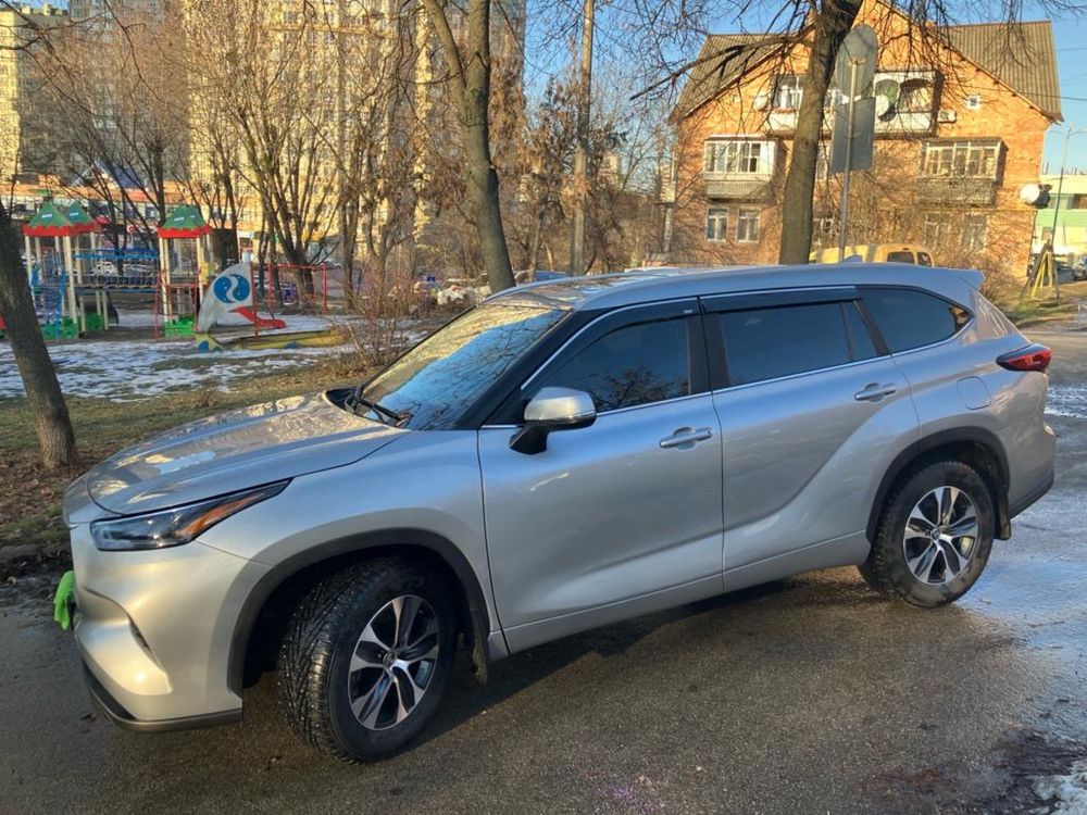 Toyota Highlander Hybrid 2023