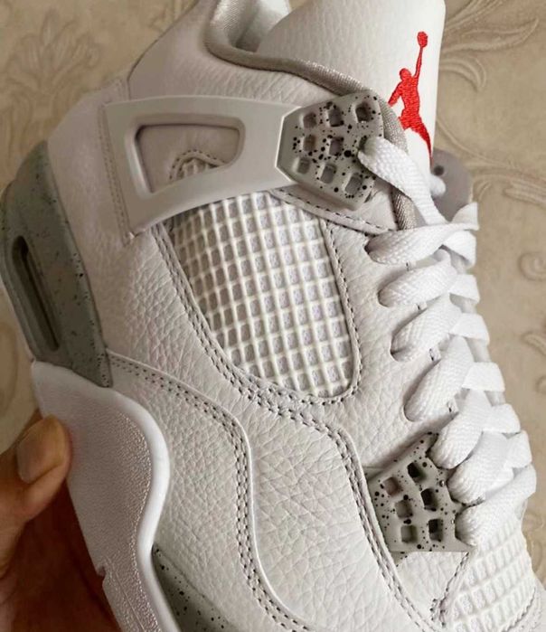 Buty meskie Mokasyny Nike_Air_Jordan_4_Retro_White_Oreo R.42