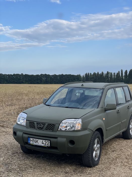 Nissan x-treill t30
