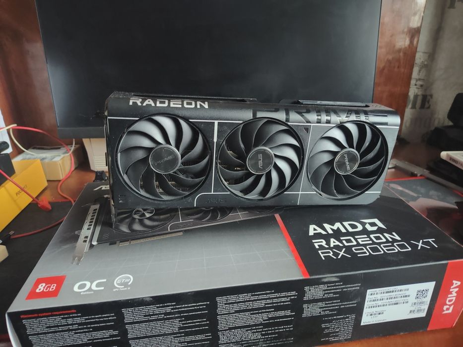 Radeon RX9060XT 8Gb