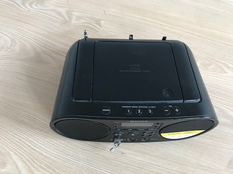 Radio Sony com leitor US e CD