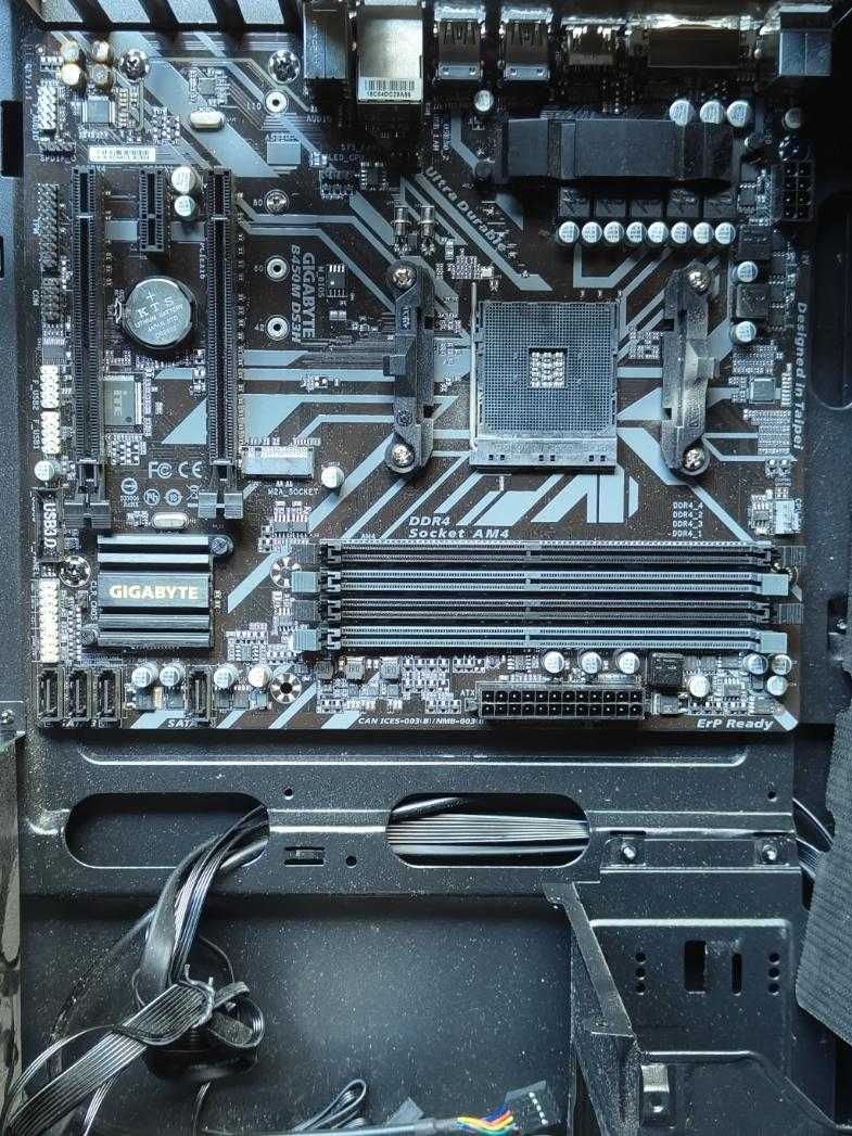 Płyta główna Gigabyte B450M DS3H