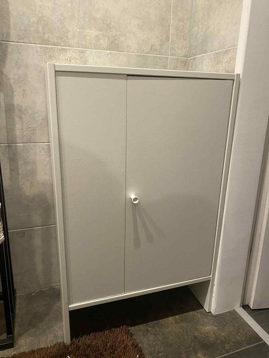 Szafka łazienkowa drewniana