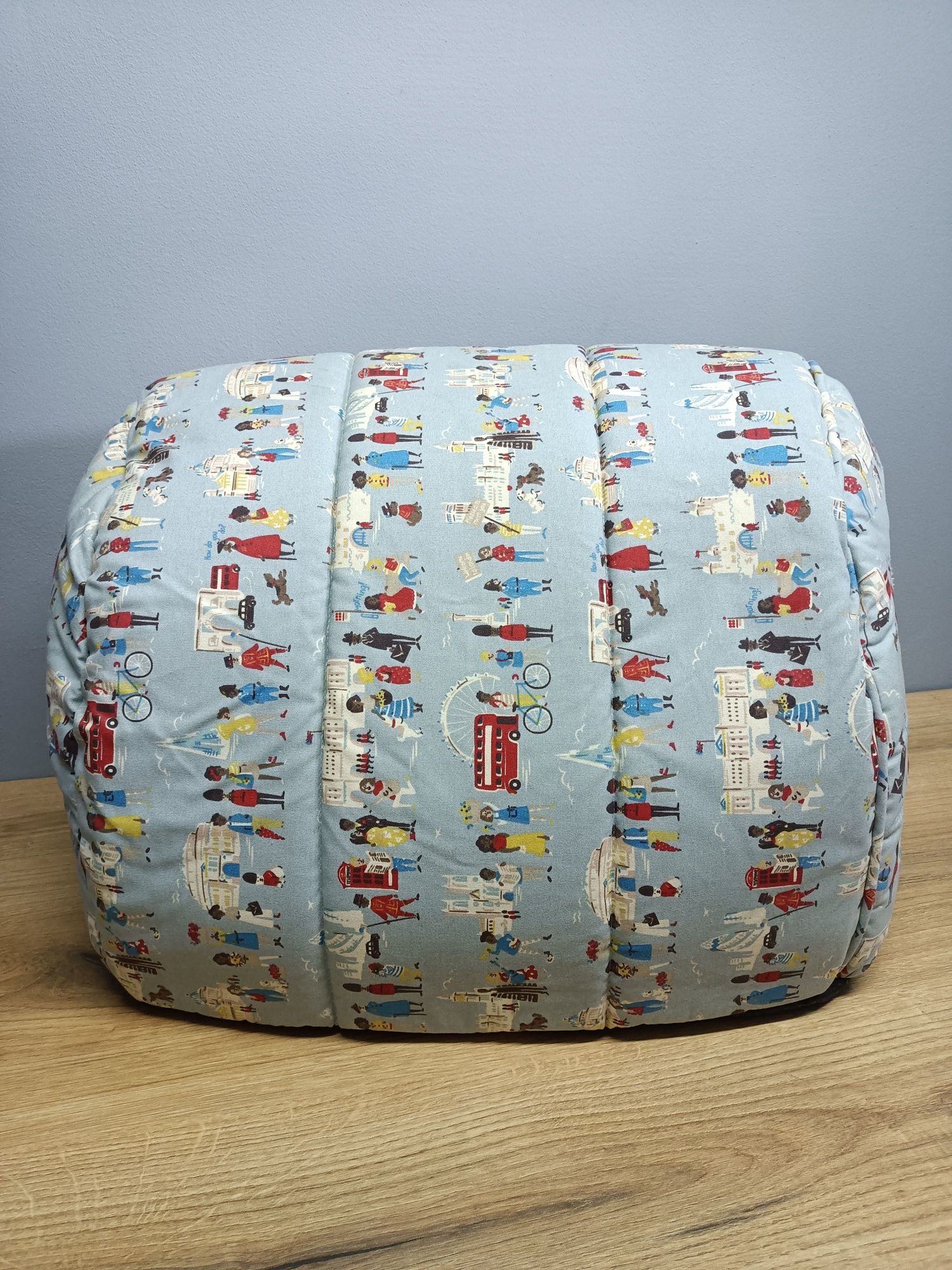 Iglo dla kota legowisko buda Cath Kidston London poduszka domek
