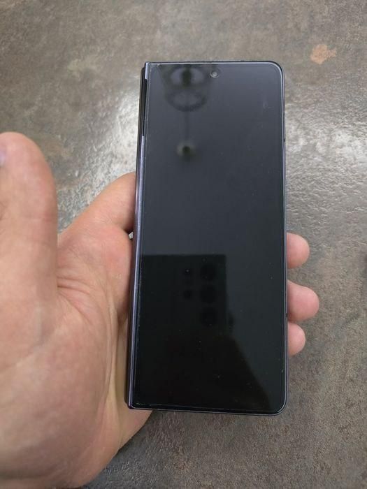 Продам Samsung Fold 4 на 12/256