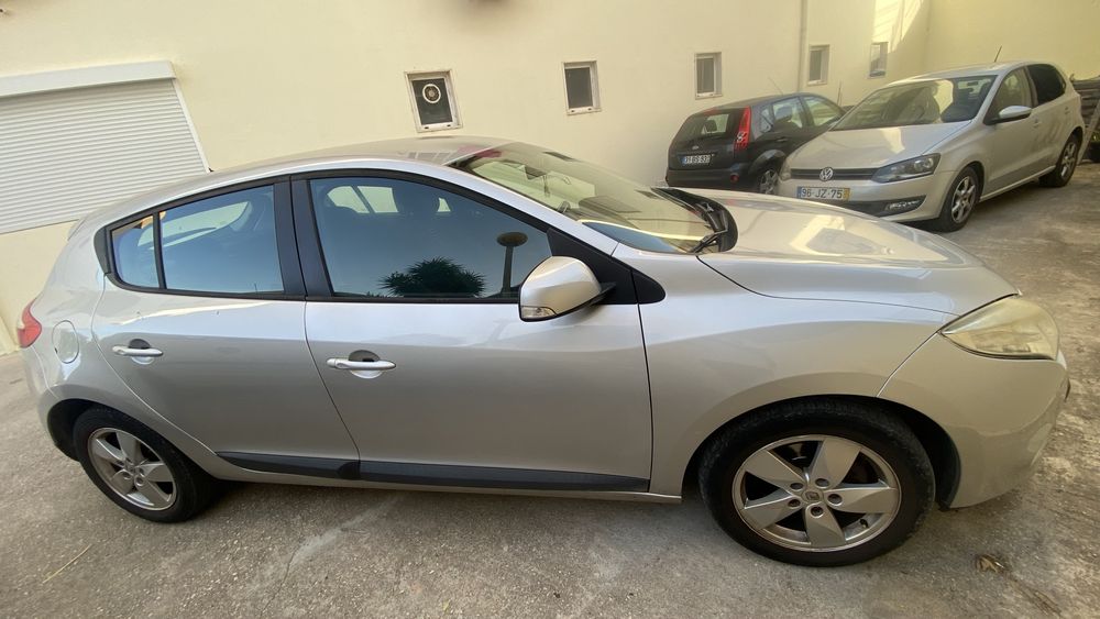 Renault Megane III Hatchback 1.5dCi 90cv 2011