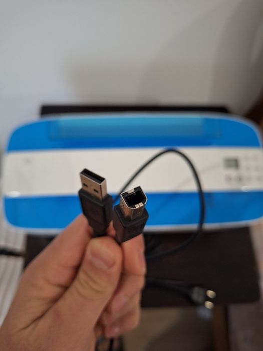 Vendo impressora HP deskjet 3720 (como nova)