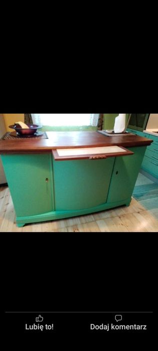 Stara komoda kuchenna