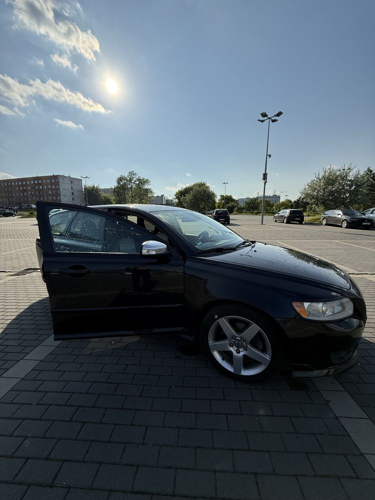 Volvo V50 R-Design