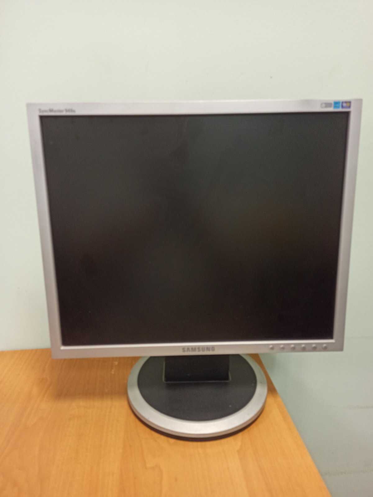 Монитор 19" Samsung SyncMaster 940N б/у