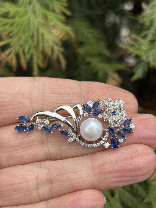 Нова срібна брошка з цірконієм і перлиною