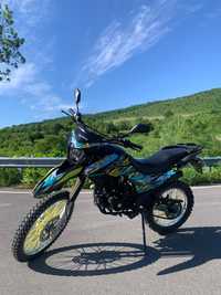 Мотоцикл Shineray xy200-6c