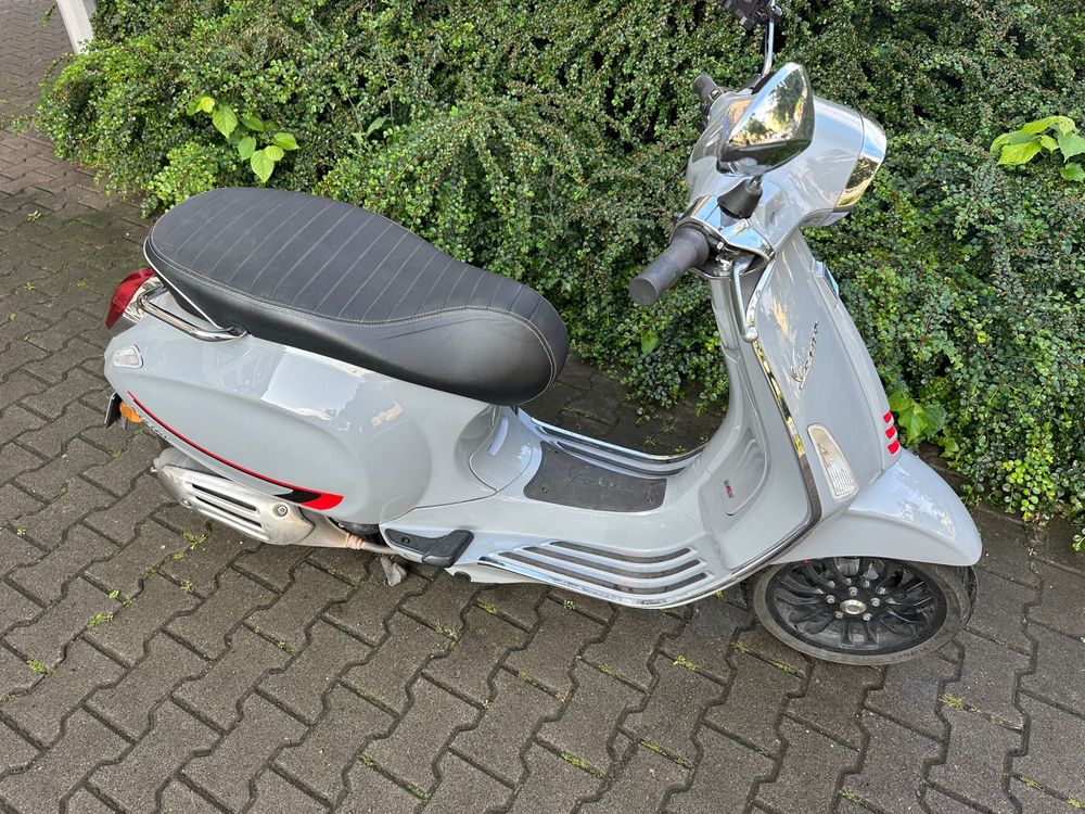 Piaggio Vespa sprint skuter 50.