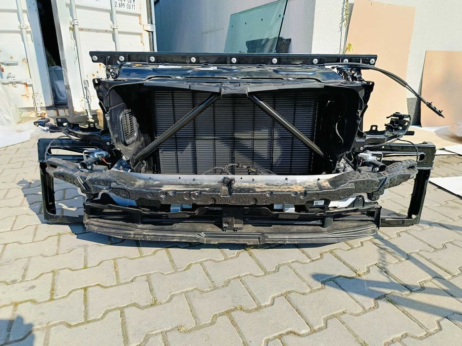 BMW X6 G06 Передня панель телевізор