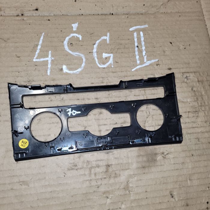 Ramka dekor panelu nawiewu klimatyzacji vw passat b7 2013r