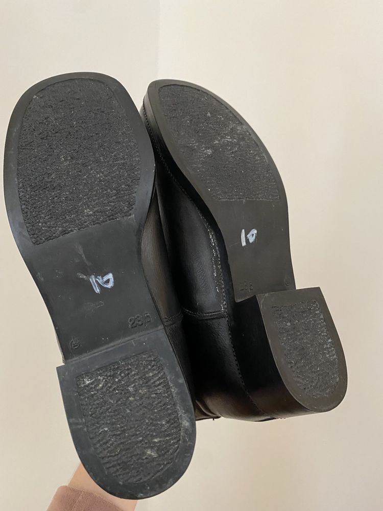 Шкіряні черевики на шнурівку отеплені байкою 35 36 розмір 23 см